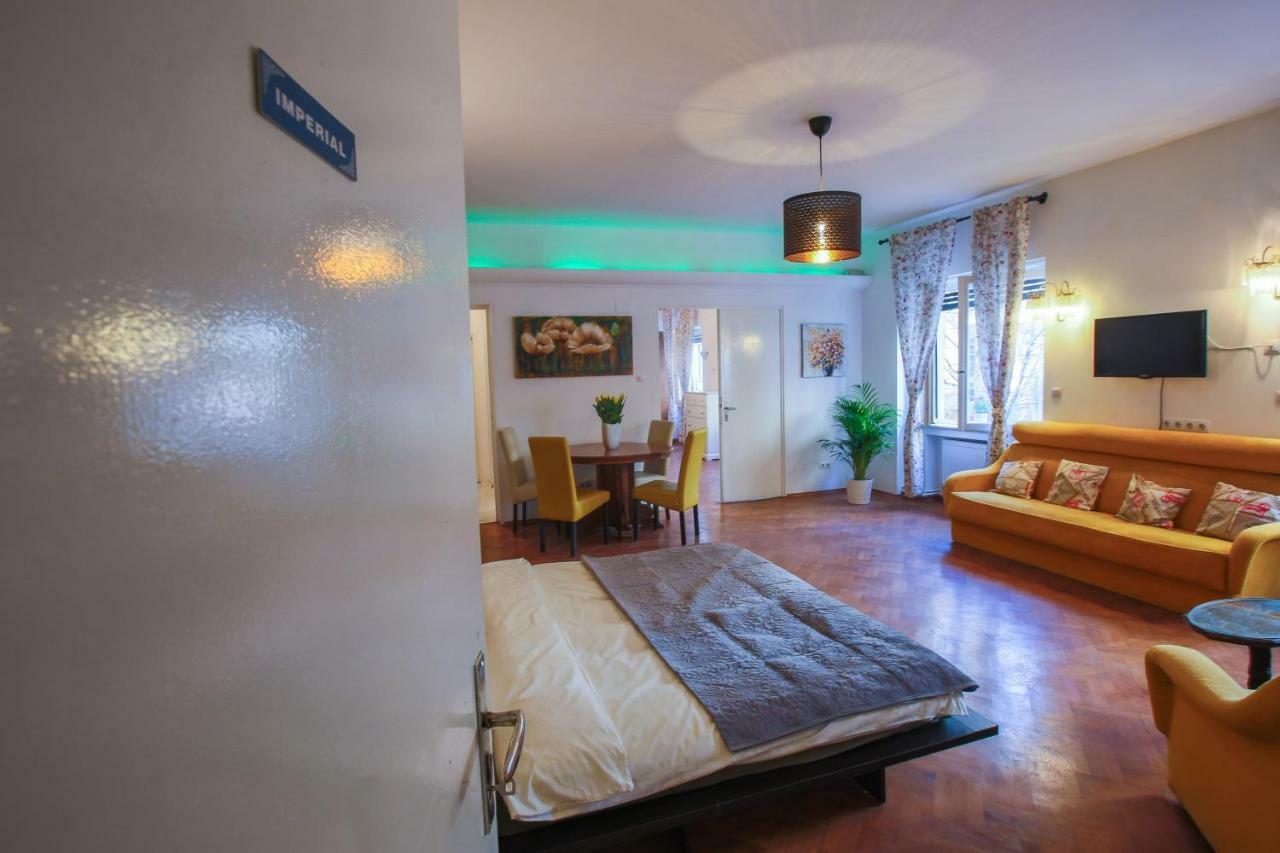 Color Apartments Nicolae Tonitza St Bucharest Exterior photo
