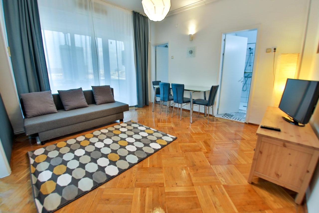 Color Apartments Nicolae Tonitza St Bucharest Exterior photo